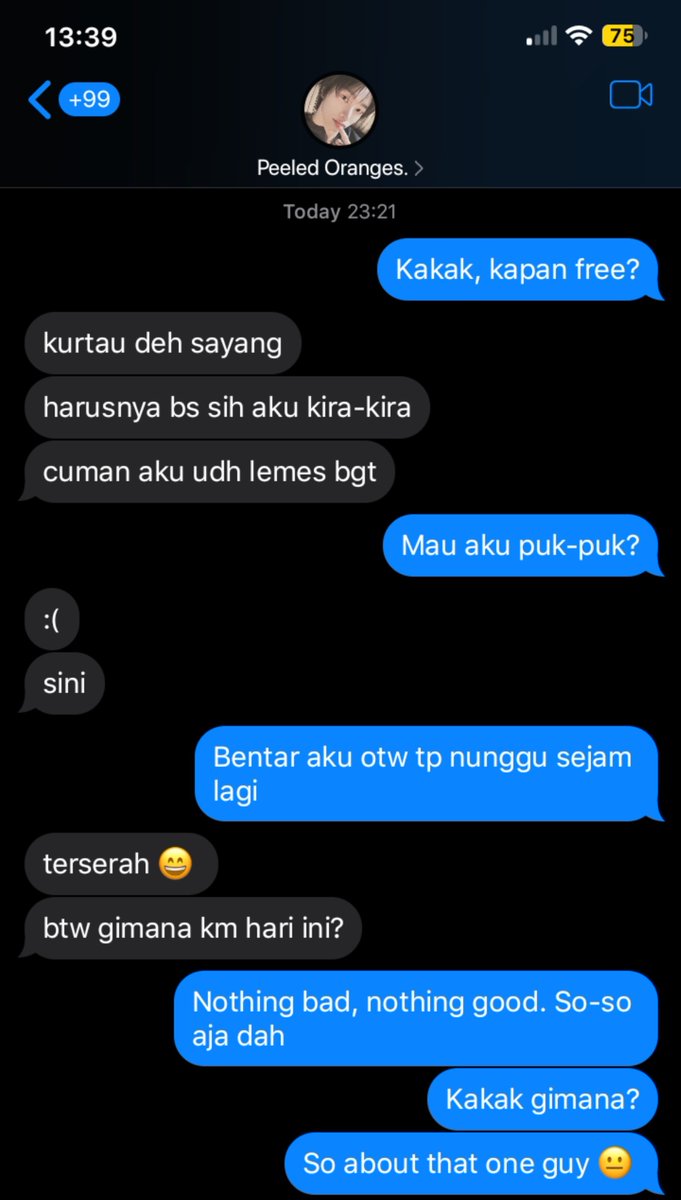 Syn0stera's tweet photo. taessung / sungtaes ; take some mentor ospek sh dan lg pengangguran ts to start your day https://t.co/I2sxfnu3Ji
