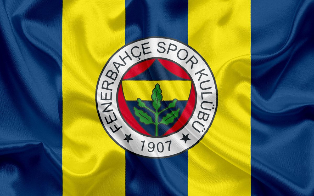 stvuran's tweet photo. Beşiktaş taraftarı, takımı Marsilya karşısında 3-1 öne geçince küfrünü kime savuruyor?
4 yıldır bu ülkede itile kakıla şampiyon yapılan Galatasaray’a mı? Hayır.
Karşılıklı her maçta hakem eliyle doğrandıkları rakibe değil…
12 yıldır şampiyon olamayan, olmasına izin verilmeyen Fenerbahçe’ye.
Hem de Avrupa’da en çok puan toplayan Fenerbahçe’ye.
Sonra biz, “Fenerbahçe’nin büyüklüğü ne şampiyonluk büyüklüğüdür ne kupa büyüklüğü” dediğimizde öfkeleniyorlar.
Bu kin, bu refleks, bu yöneliş başka hiçbir şekilde açıklanamaz.

Çünkü mesele skor değil.
Mesele kupa değil.

Mesele Fenerbahçe’nin durduğu yer.

#fenerbahçe #BJKvMAR #marsilya #beşiktaş