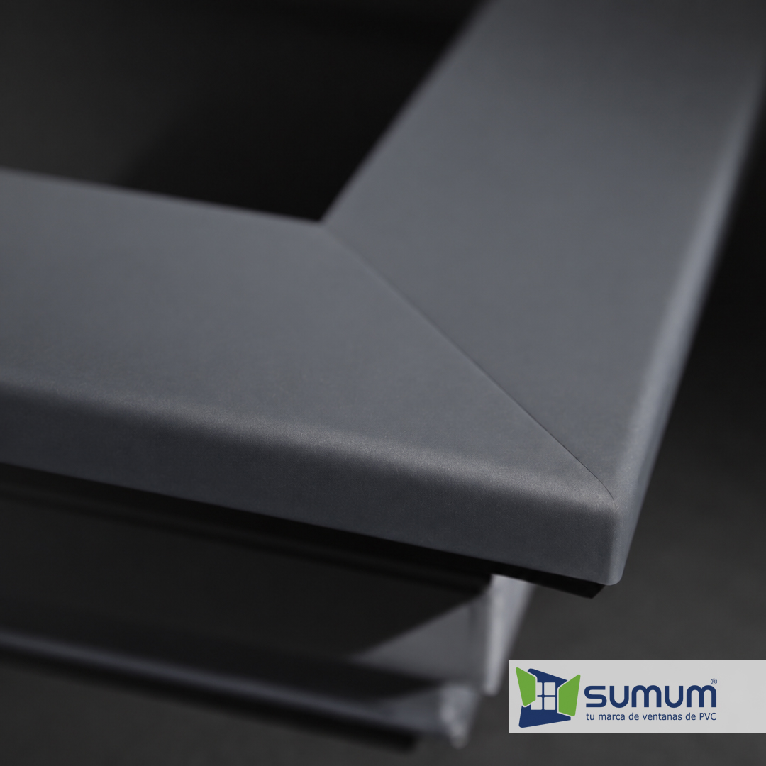 SUMUMPVC's tweet photo. Una ventana es diseño, precisión y detalle.

Las ventanas SUMUM, fabricadas con el sistema de soldadura invisible SUMUMLine, consiguen uniones prácticamente imperceptibles y una estética limpia y continua.

Máxima precisión. Mínima presencia de la unión. Una esquina perfecta. https://t.co/HyFhtqgdTl