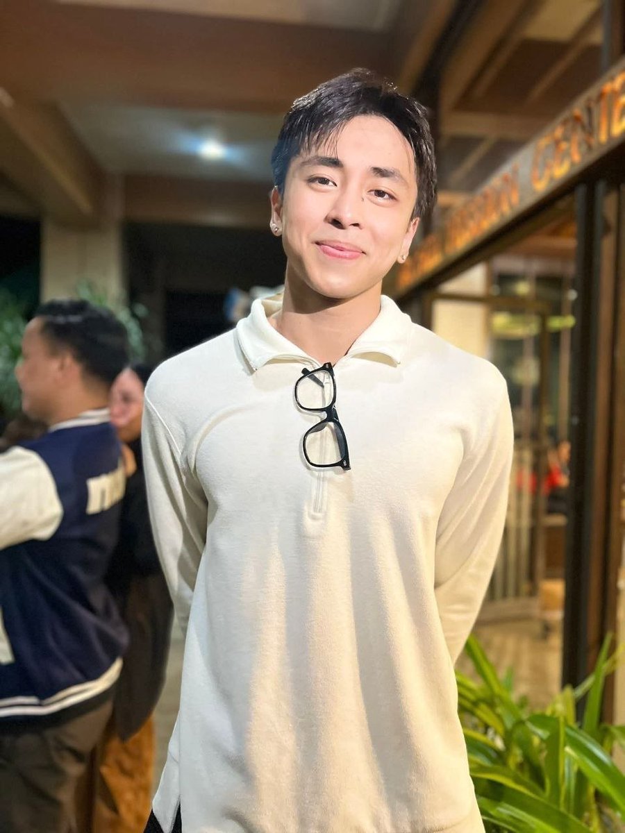 TrendingXpinoy's tweet photo. Ralph Miaco ng GMA ang sarap din

join here: https://t.co/ALVMtPmGqs https://t.co/g3llyBOzmb