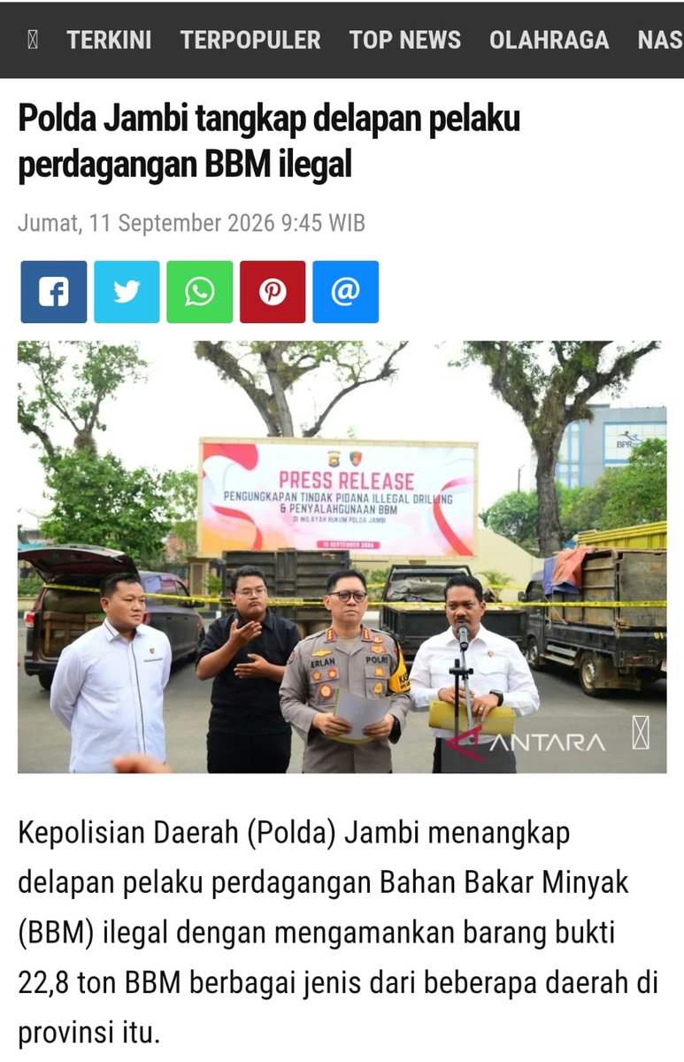 Ciikaprad's tweet photo. Polda Jambi Tangkap delapan pelaku perdagangan BBM ilegal #TerdepanTegakkanHukum
Berantas Tindak Kriminal https://t.co/Hw64nKi6lB