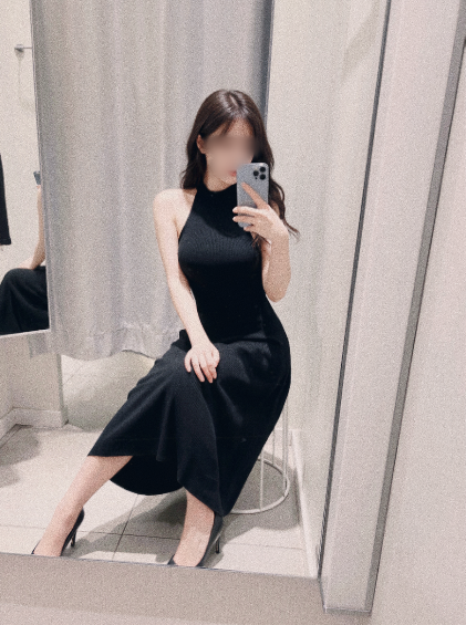 Zirclexoxo's tweet photo. 呢件著到個人好curvy,很滿意💘
#港女 #表演型I人 #HKOL #ootd #露出癖 #其實人性就是這樣的我知道自己在拍什麼我也知道你在看什麼 https://t.co/4UK1oKCHc4