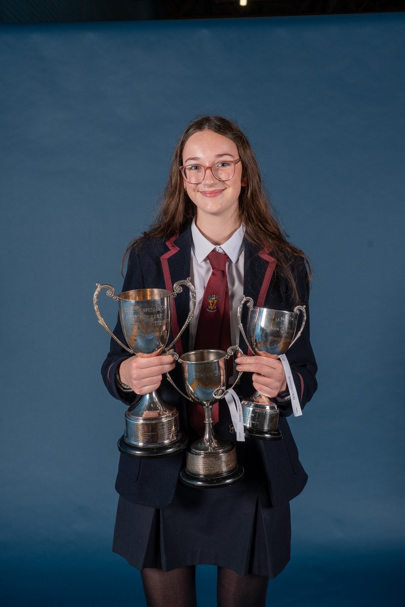 WallaceHigh's tweet photo. It was wonderful to celebrate the GCSE achievements and successes of our Year 13 pupils alongside their families at Senior Prize Day. 

For more photographs and information, visit the link below or access the link in our bio.

https://t.co/4Ys58cUPIo 

#WeAreWHS #Excellence https://t.co/hG7nvx2WW0