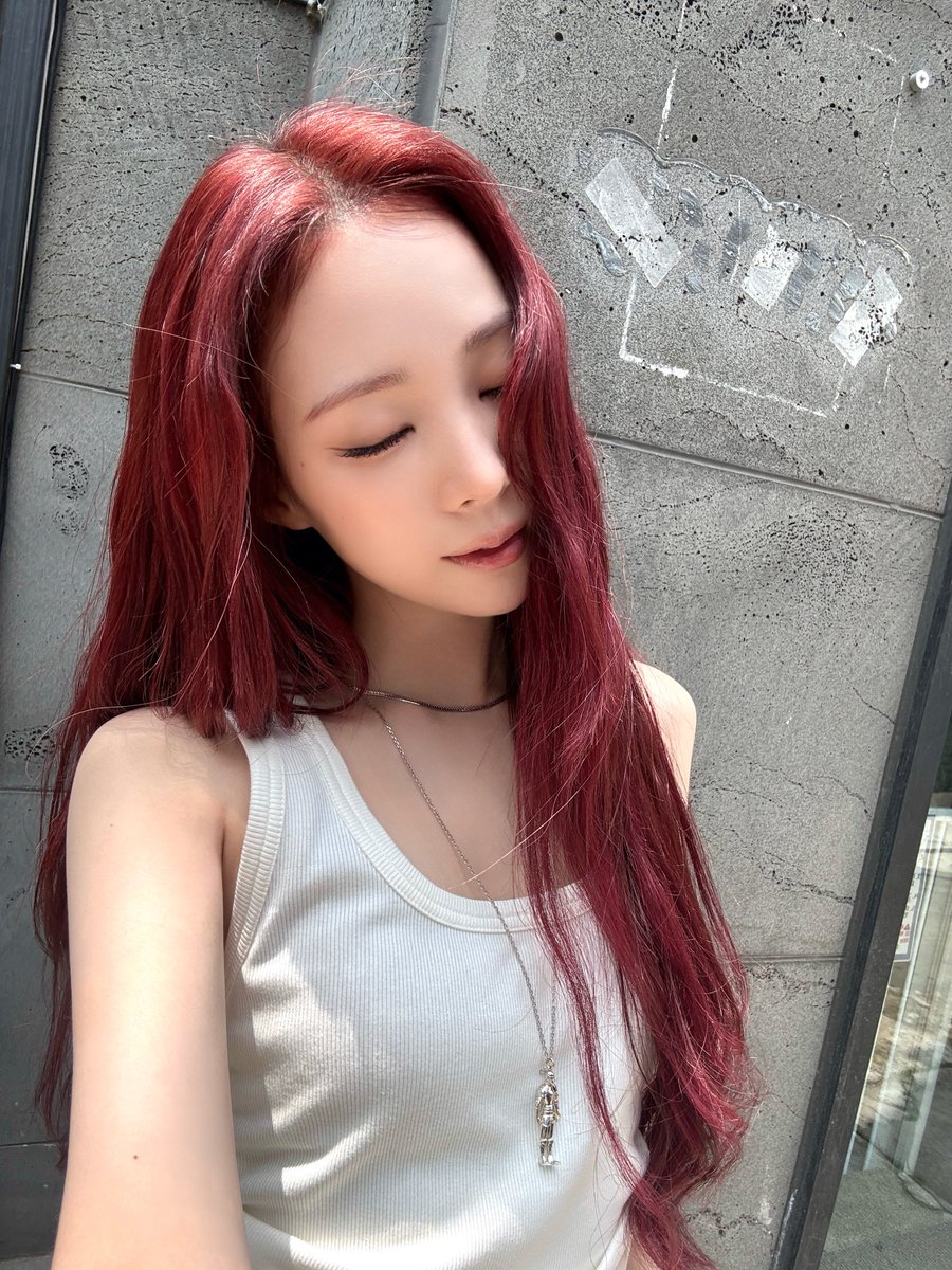 Nahrrn's tweet photo. Even the sun can't stop me from glow, https://t.co/sBe4TFBrbU
