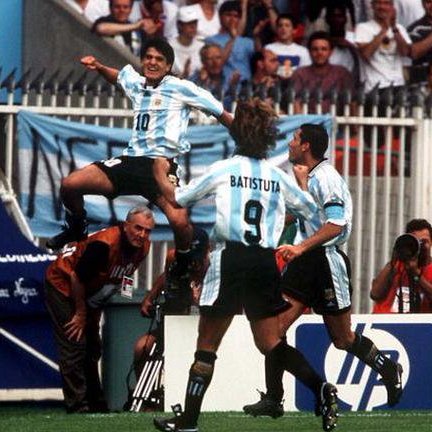 90sfootball's tweet photo. Ariel Ortega, Diego Simeone and Gabriel Batistuta 🇦🇷 https://t.co/MkqdmXwGmR
