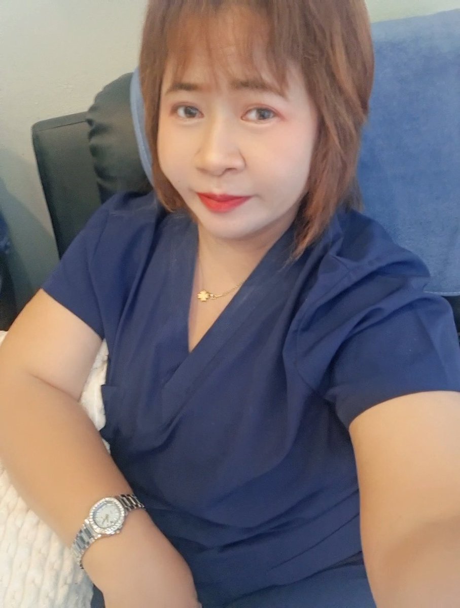 niparatsrify1b's tweet photo. รับนวดนอกสถานที่และมีหน้าร้านรอ��รับนะคะ
#นวดแก้อาการกดจุด 
#สลักเพชรจม 
#สบักจม 
#กระดูกทับเส้น
ais198730
0628833554 https://t.co/B7cj3RDVFt