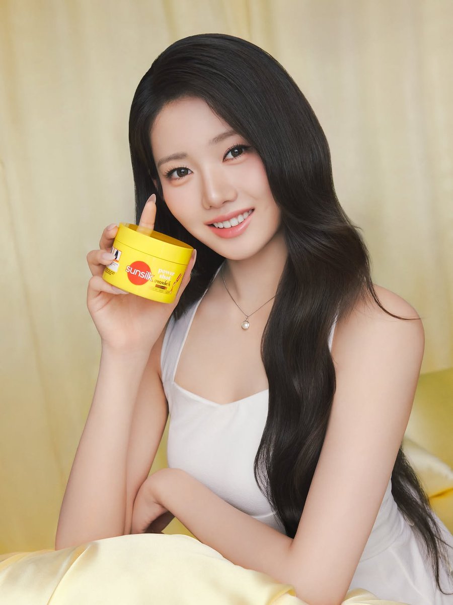 2dain_b's tweet photo. Sunsilk x BABYMONSTER 🤍💛

#RORA #로라 #ローラ #李茶仁
#BABYMONSTER #베이비몬스터 https://t.co/vjoF890yog