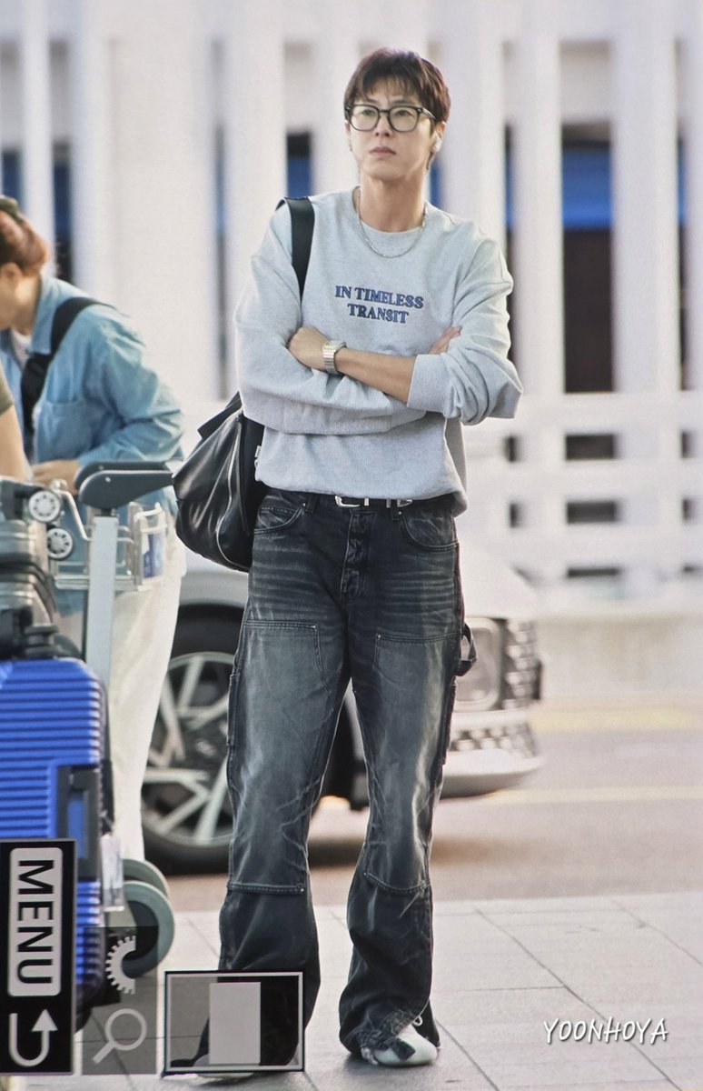 YOONHOYA_COM's tweet photo. 260918 인천공항 윤호출국(호치민시티)

#유노윤호 #정윤호 #UKNOW #TVXQ! https://t.co/JrUhSwyYGV