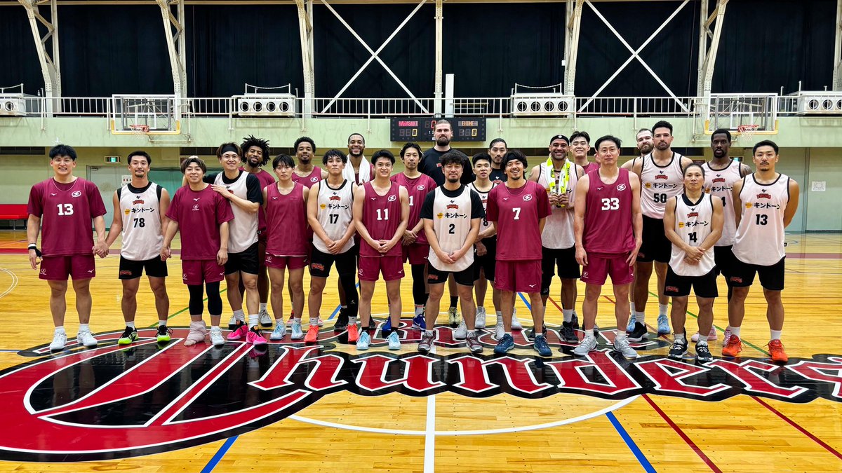 brave_thunders's tweet photo. 本日(9/18)愛媛オレンジバイキングスと練習試合を行いました✨🏀

ありがとうございました🤝 https://t.co/NZ04wqYMUV