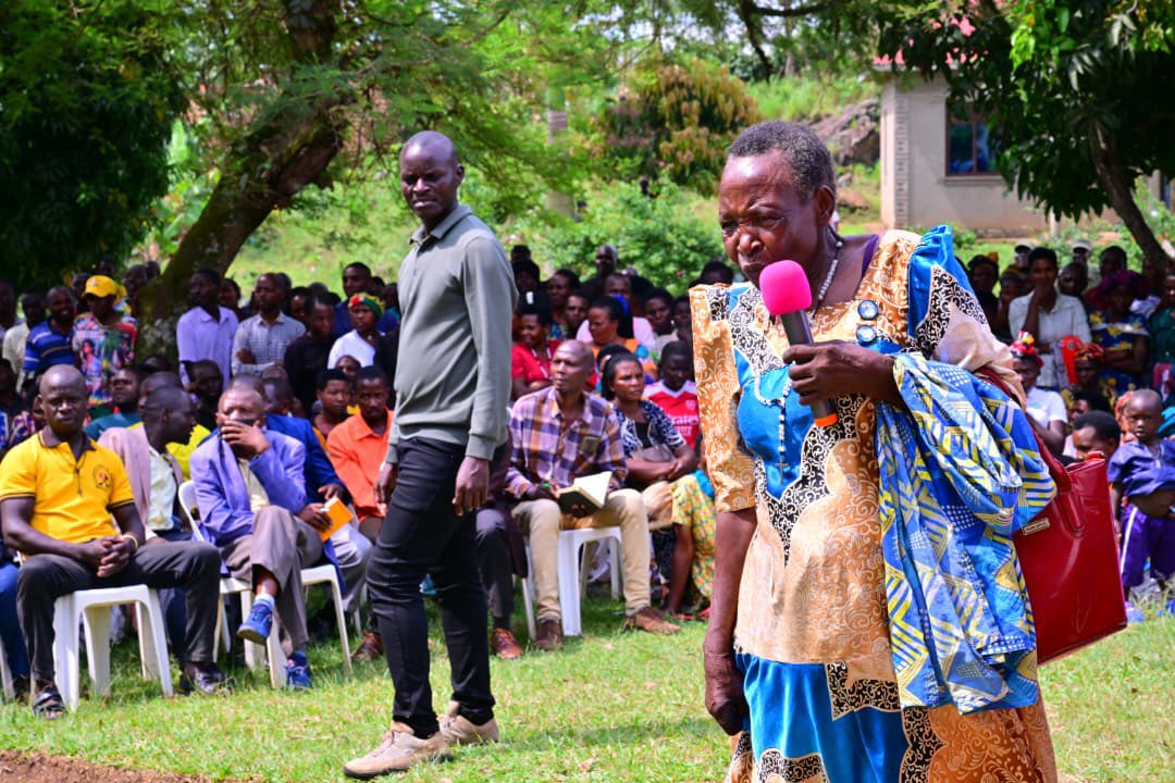 Thomas_Tayebwa's tweet photo. Together with district political and technical leaders, yesterday we continued with our assessment of the performance of Parish Development Model (PDM) funds in Ruhinda North.

We interacted with residents of Kigyende, Kanyabwanga, and Bitereko sub-counties. Several issues emerged during our interactions with residents, including cases of people who registered early but have not yet received the money. I advised that all lists of applicants should be published on noticeboards in the order in which they applied. The person who applied first should be considered first when the money becomes available.

We also had an issue involving a WENDI agent who was deducting Shs 10,000 from recipients. This is wrong, and I guided that it should not happen again. I called the Managing Director of Pearl Bank Mr. Kaketo and put him on loudspeaker, and he explained that agents take Shs 3700/= out of the Shs 4,000 that government gives to recipients of PDM funds as withdrawal charges. Therefore, no agent should take even a single shilling from anyone.

We also had an issue involving people who received less than Shs 1 million, especially when the programme was starting. Some people received Shs 800,000 or Shs 700,000. I told them that, as long as that is the amount they signed for, it is the amount they are required to repay. I advised them to pay back the money as soon as possible. Once they complete repayment, they can apply again, and in the second round, they will receive Shs 1 million.

We also heard concerns from young people who said they are not considered when PDM committees are constituted. I guided that the committees should be reviewed and, where it is found that youth are not represented, they should be added.

I thank the people of Ruhinda North who turned up in large numbers for the meetings we held across the constituency.