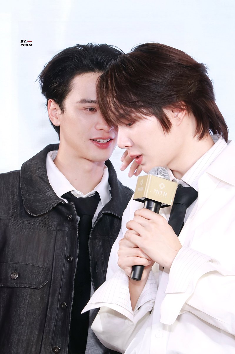 byppam's tweet photo. 260917 : กระซิบคุยไรกันคับ ขอฟังด้วยดั่ยม้ายย 

#MITHxKengNamping 
#The11thAnniversaryWithMITH
#KengNamping #เก่งน้ำปิง ♡ https://t.co/JWi45Qw6Oy