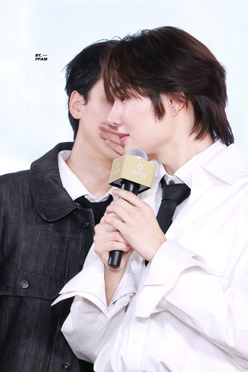 byppam's tweet photo. 260917 : กระซิบคุยไรกันคับ ขอฟังด้วยดั่ยม้ายย 

#MITHxKengNamping 
#The11thAnniversaryWithMITH
#KengNamping #เก่งน้ำปิง ♡ https://t.co/JWi45Qw6Oy