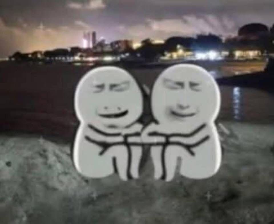 Jiejie_jy's tweet photo. จะไลแลคหรือมาดาม อยู่ไหนก็ไม่ดีซักที่555555555

สภาพสาววายตอนนี้: https://t.co/jBxNA4CUFg