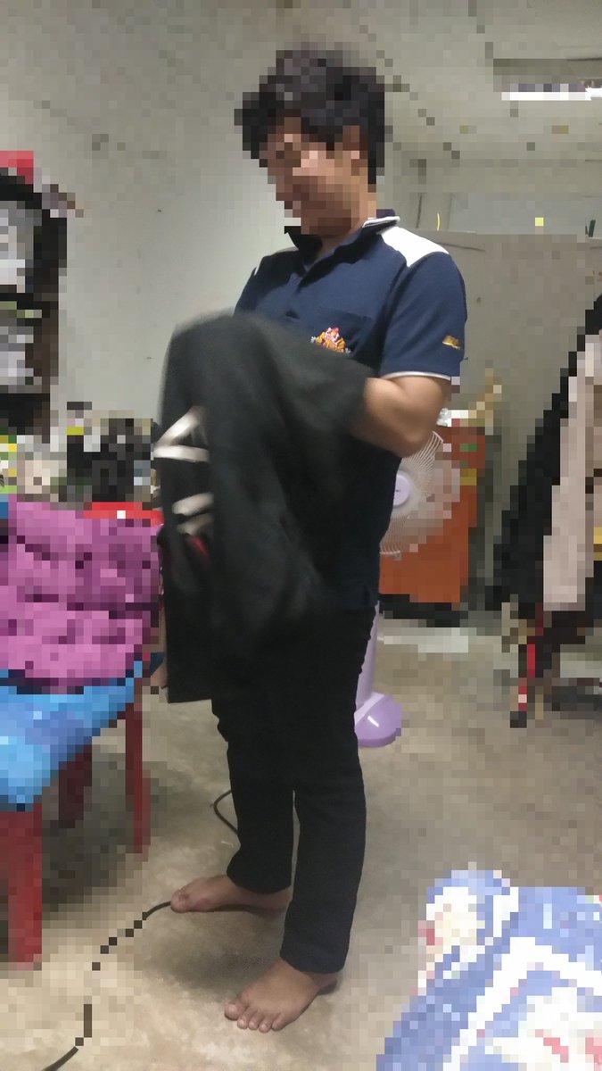 pajarij1111's tweet photo. กลางวันมีน้องชวนมานอนเล่นอยู่ห้องแตกไปหลายรอบเลย #ดีลัง #โคกสลุง #พัฒนานิคม https://t.co/wI1jNklGqq