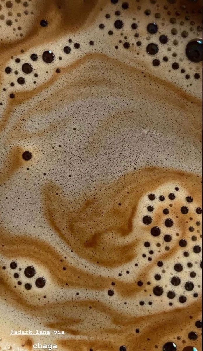 AlanMendozwz's tweet photo. 'See that axle grease over there? Coat your gun with it.' The young man went over to the can and smeared some of the grease on the barrel of his gun. https://t.co/5itHPmIc1s