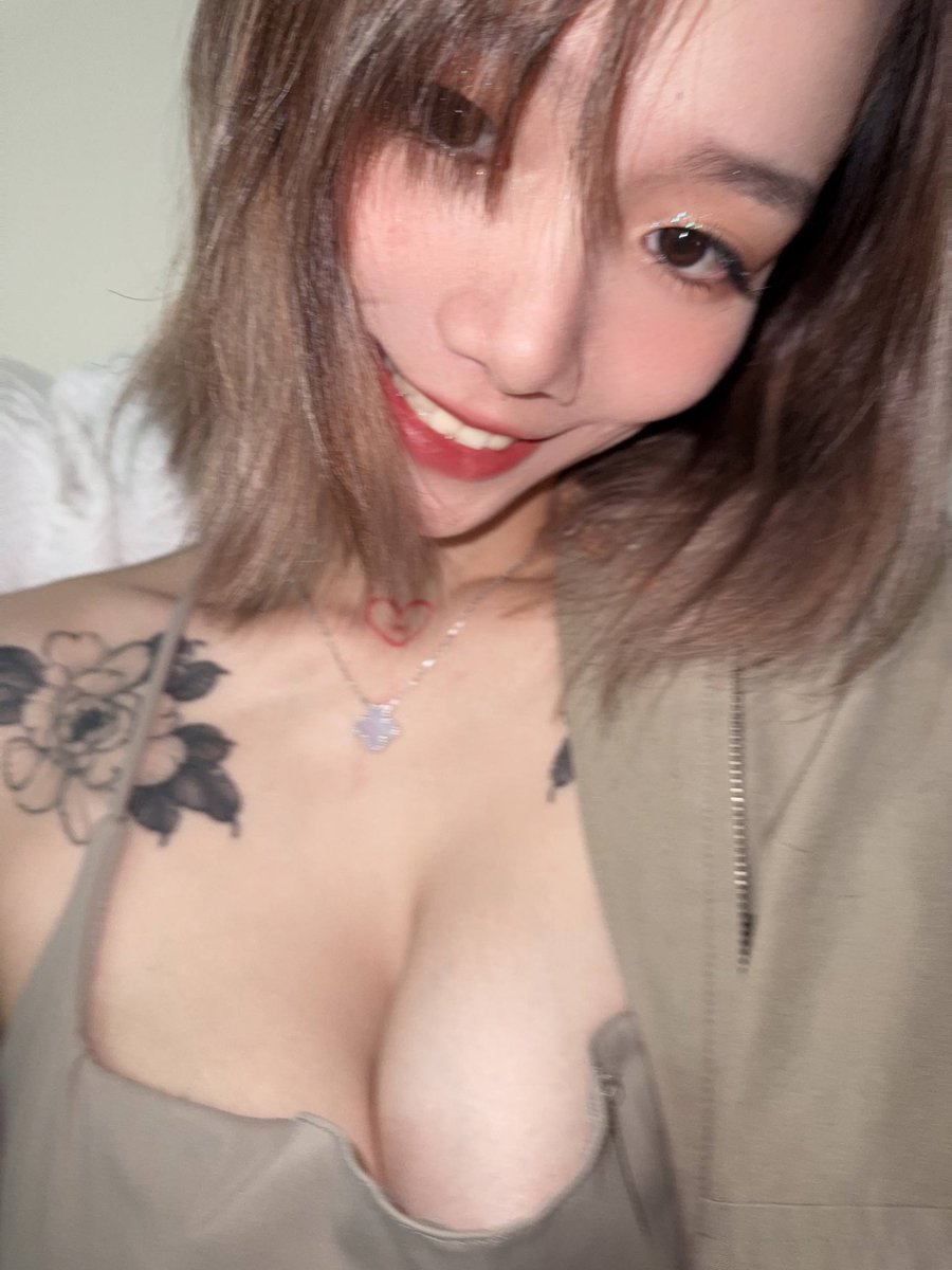r_1_1111's tweet photo. 又到了每月最高漲的那一週🥵

週五是個適合徹夜❤️❤️的日子
沒人有意見吧 https://t.co/RgqxsbnuS1
