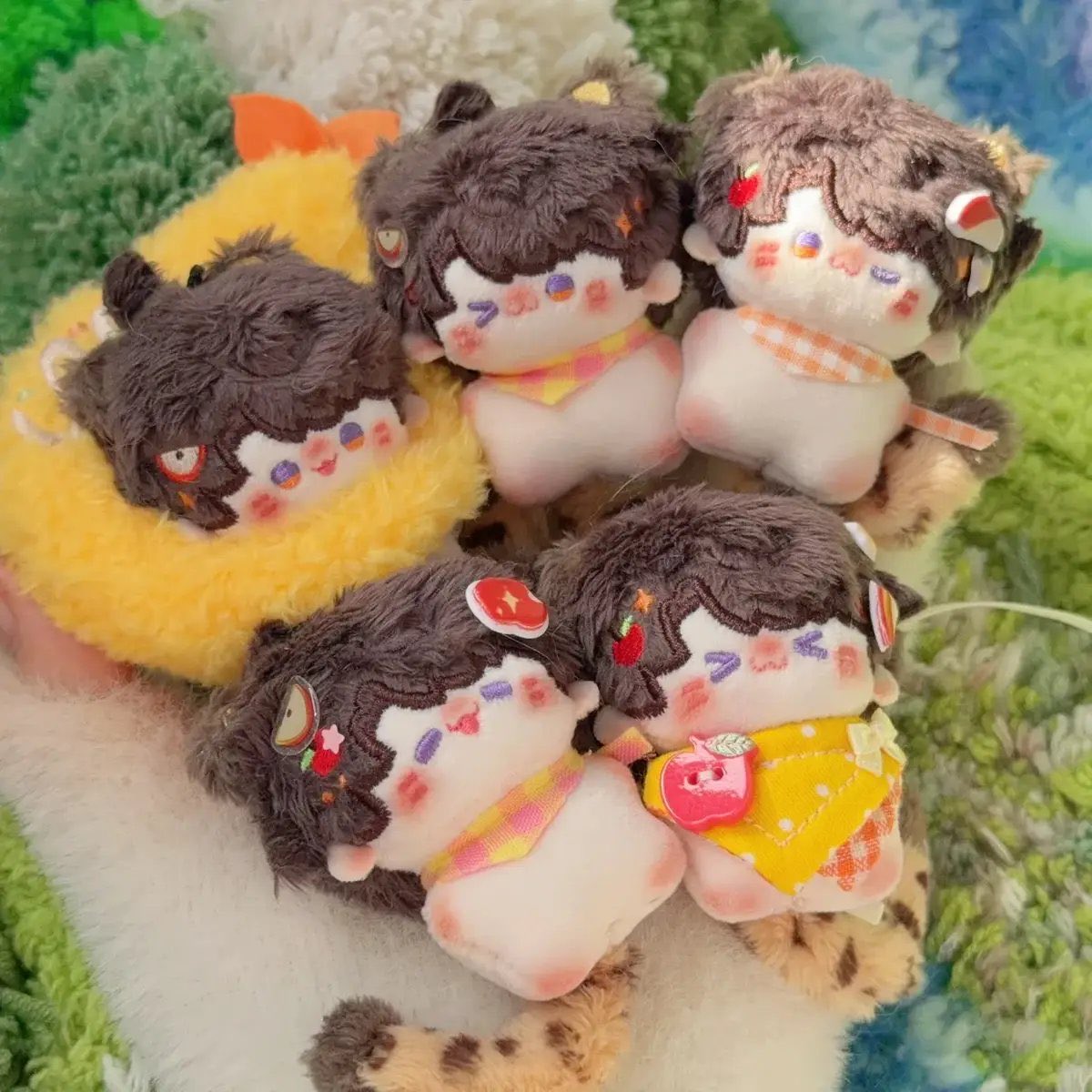 RiRisomsom's tweet photo. 러브앤딥스페이스 

비공식 5cm 하우주 인형 예약폼 (~9.24)

RT+폼 참여 1분께 사과 모자도 함께 보내드려요🍏🍎

주의사항을 반드시 확인 후 구매부탁드립니다.

#러브앤딥스페이스 #하우주

https://t.co/g4T0zeOJ28 https://t.co/Ji59sj6Gl3