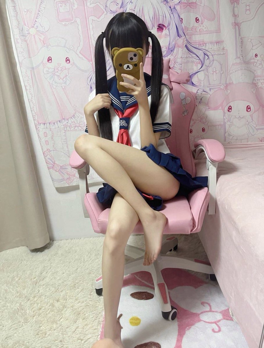 annette52fd0's tweet photo. 周末啦！！开始上供哦！！

有人想锐评一下我的🧧吗？

赶紧看，我要删了…… https://t.co/XemjzE7kl8