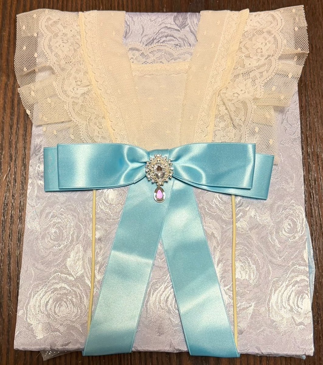 yuna_ms_0918's tweet photo. 高梨ゆなちゃんのファン
MORESTARのファンの方々へ

慌ただしくなってしまいましたが無事本人にアルバムをお渡しすることができました。

アルバムはMORESTARデビュー衣装、そしてメイツデビュー衣装の紫陽花衣装で作成させて頂きました！

皆さんの協力があったからこそ高梨ゆなちゃんを喜ばせることができた生誕となりました。

沢山のご協力本当にありがとうございました。

#高梨ゆな生誕祭2026