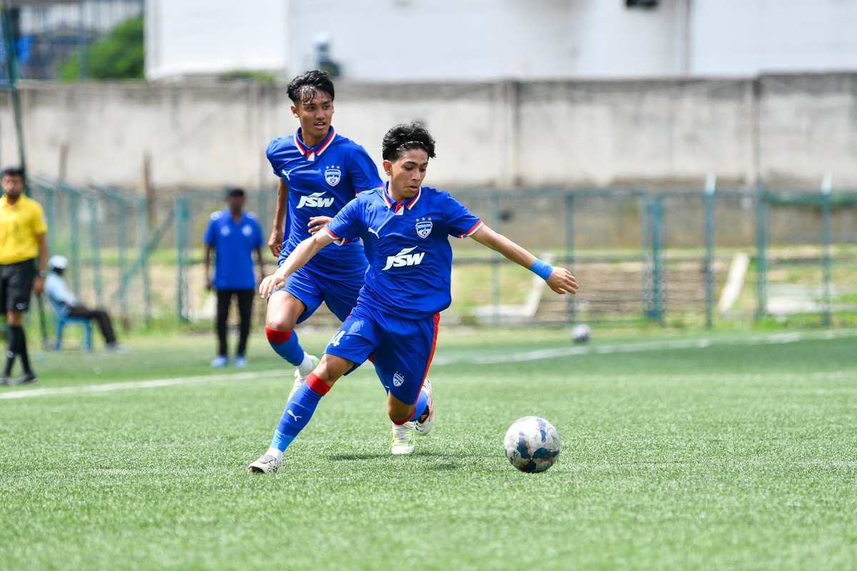 bengalurufc's tweet photo. 4️⃣ goals on the board, 3️⃣ points in the bag. 

The #BlueColts put on a perfect performance against FC Real Bengaluru in their second game of the #KSFASuperDivision at the BFS. 🔵

#WeAreBFC #FCRBFC https://t.co/ROlC4FtrMZ