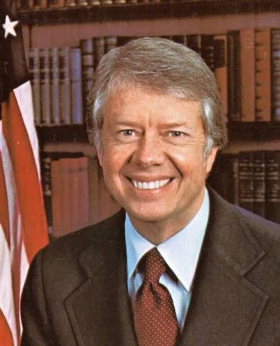RKrivoFX's tweet photo. September 18, 1973 -Jimmy Carter files report on UFO sighting https://t.co/ucf26xOJNn #History #Politics #JimmyCarter #UFO #UAF https://t.co/XwJ9CwzzRD