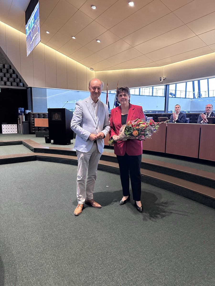 PSBrabant's tweet photo. In maart werd Commissaris van de Koning Ina Adema door PS al voorgedragen voor een tweede ambtstermijn. Deze week werd zij officieel beëdigd door de Minister van Binnenlandse Zaken en Koninkrijksrelaties. Namens PS sprak Statenlid Jan-Frans Brouwers een felicitatie uit. 💐🎉 https://t.co/wNFIzQai0n