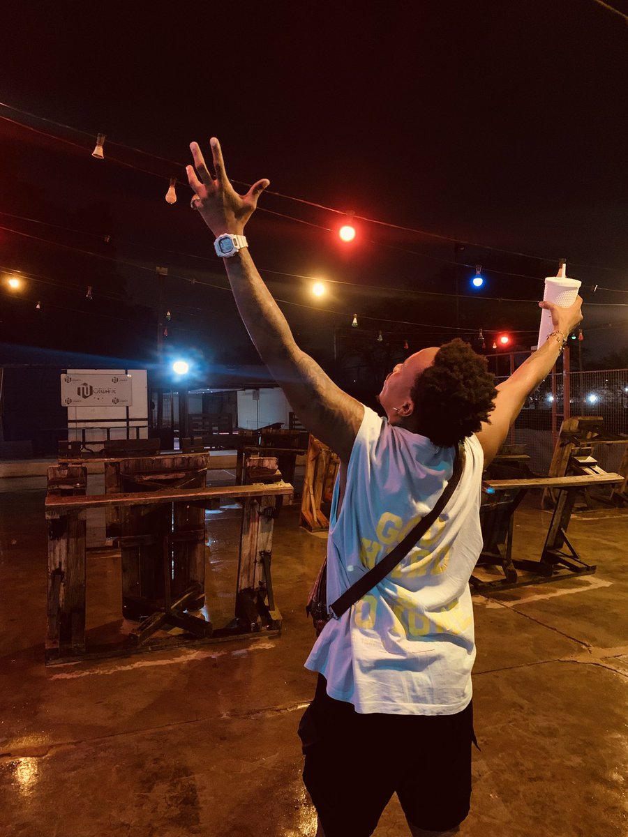 Ozifteddy's tweet photo. Thank God for the rap life https://t.co/gKgW6ZVc3Y