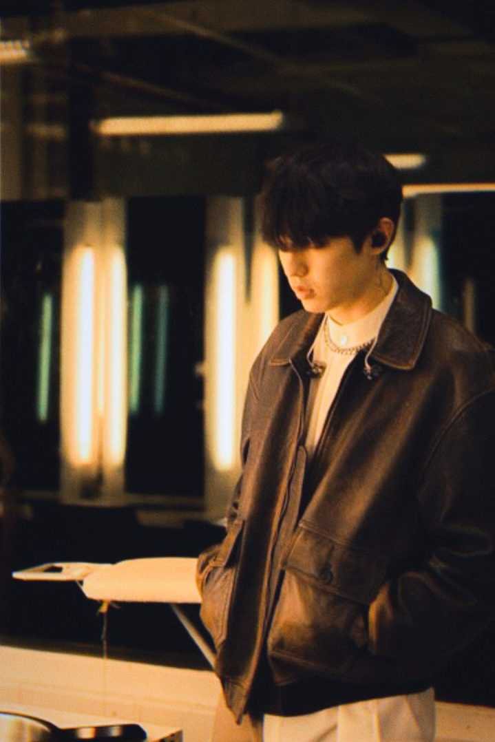 rrrmala's tweet photo. "And i could tell i loved you by the way you made me want to stay~~"
#MyColorForBlinded #eaJBlinded https://t.co/jJvc5Jjeqn