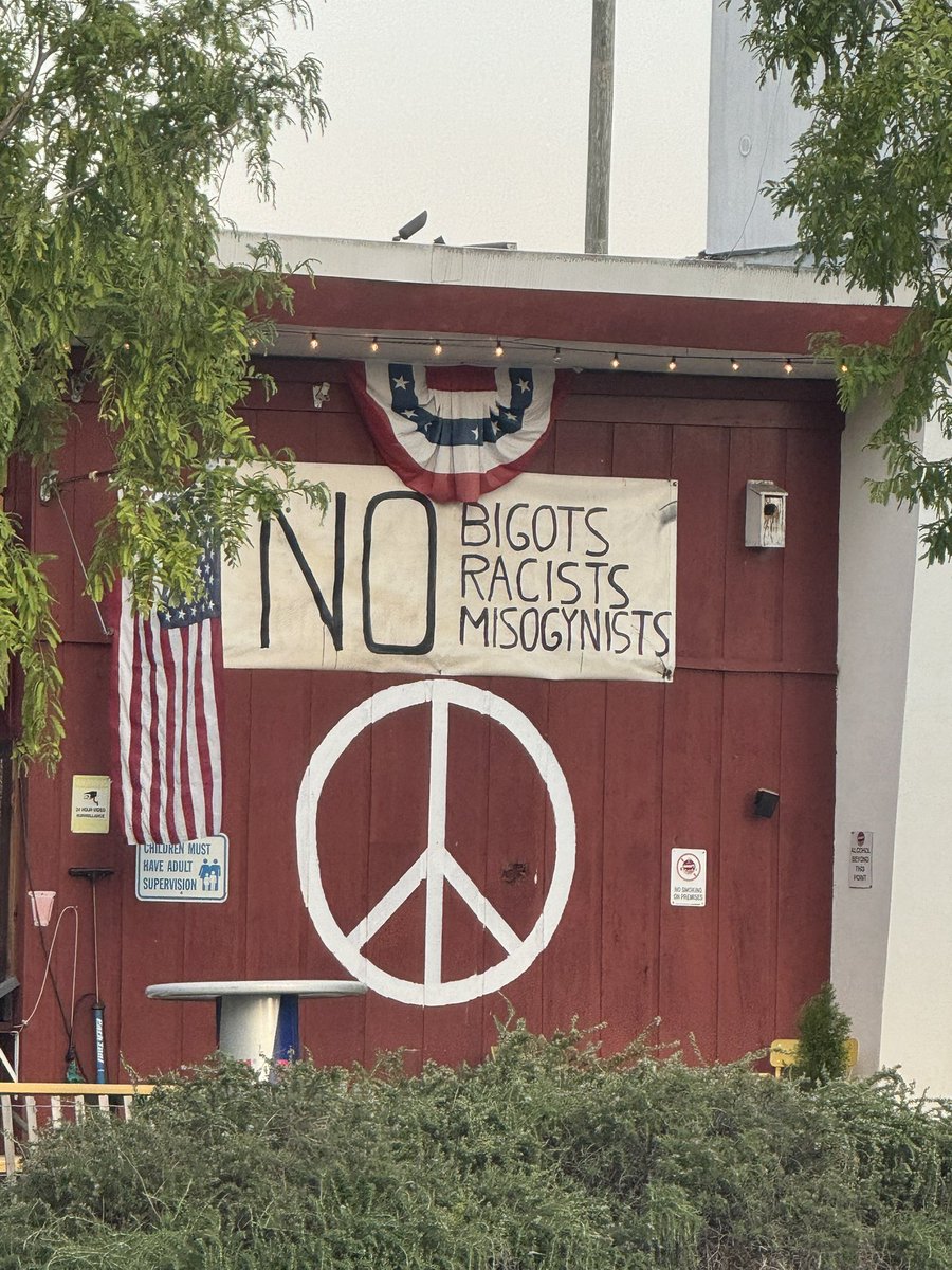 JBBurner12's tweet photo. Can’t even go to the local bar in Charlotte anymore https://t.co/St0Bn7kHIY