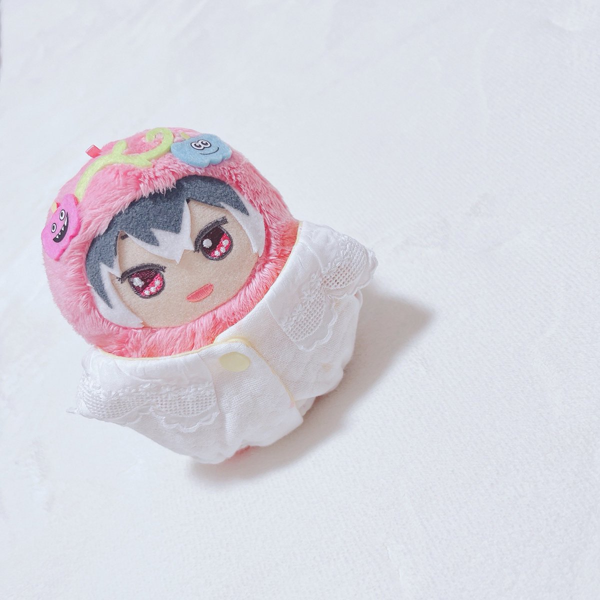 amiami_ri's tweet photo. 明日モンモモの綿を入れ替えようとおもう🥹
モンユキさん以来、人生2回目のワタ入れ替え…
写真は世界に降り立ったばかりのふわふわころりんなﾓﾝﾓﾓとみみﾍﾟｯﾄをもちもちに着こなしているﾓﾝﾓﾓ🍑 https://t.co/cxYJUAtc0L