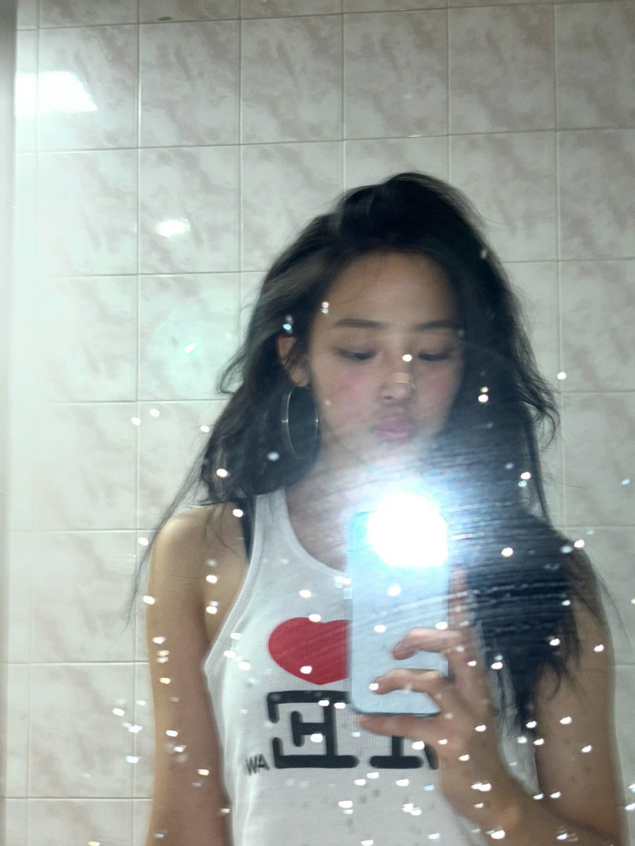 amityminji's tweet photo. I luv this pic. https://t.co/Bc6S5DsLdv