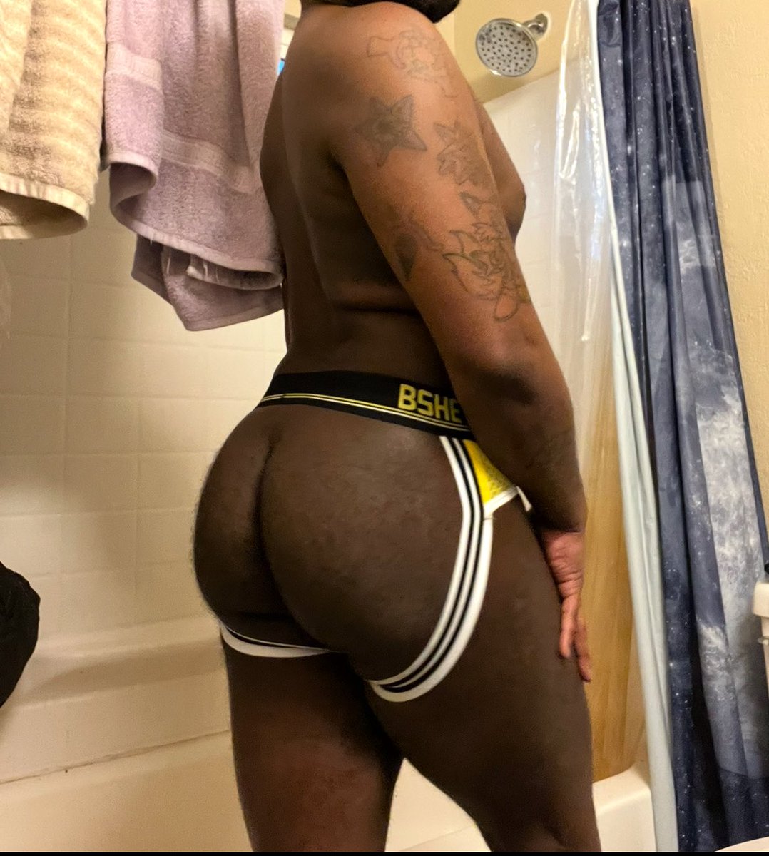 peachyaranXXX's tweet photo. hope this helps 🙏🏾 https://t.co/gWBr6Eckz7