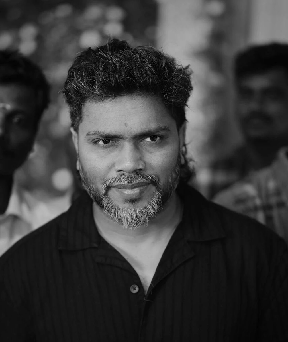 venuudugulafilm's tweet photo. @beemji sir is one of the Great filmmaker whose worlds always make me curious.
Not just the story, but the culture, politics, people and textures within it.
World of #Vettuvam looks intriguing.
Waiting for this world. 🔥
https://t.co/hjrrp84vzi… 

@officialneelam @LearnNteachprod @Saidevanand3 @mr_saivenkat @arya_offl @vr_dineshravi #SobhitaDhulipala @KalaiActor  @actorshabeer @gvprakash