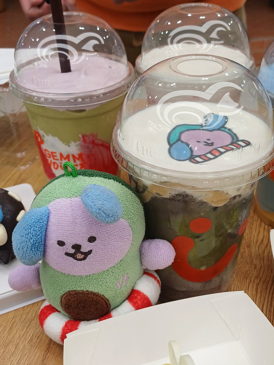 noodee832's tweet photo. ออเดอร์ให้สมกับที่เลือกเมนู
รอคิวมาเกือบเดือน 😆🤣
#gemmhouse https://t.co/WT0cFCnUQc