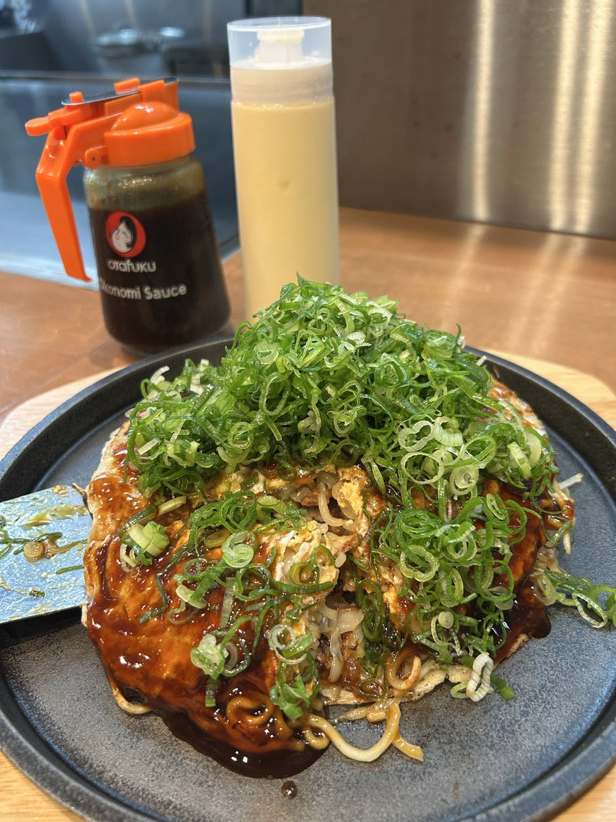 NotaBack's tweet photo. シルバーウィーク0日目
広島グルメを堪能 https://t.co/Nxay0ctxAN