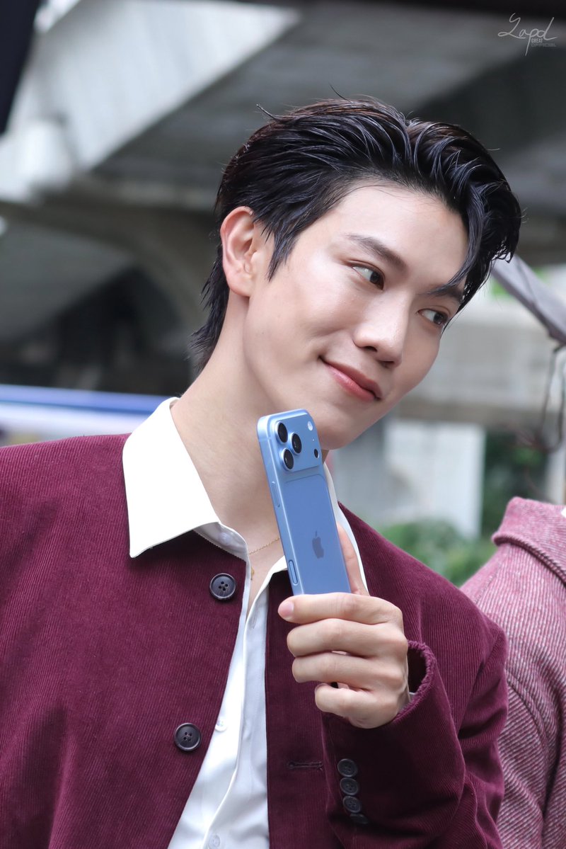 Greatsapolofc's tweet photo. iPhone 18 Pro สีฟ้าเครื่องนี้เป็นของ…น้องเก้ดด

GREATBRIGHT TRUE5G IPHONE18PRO

#Truedtac5GxGreatBright
#iPhone18ProXTruedtac5G
#GreatBright #grtsp https://t.co/k92S1I1Bm1