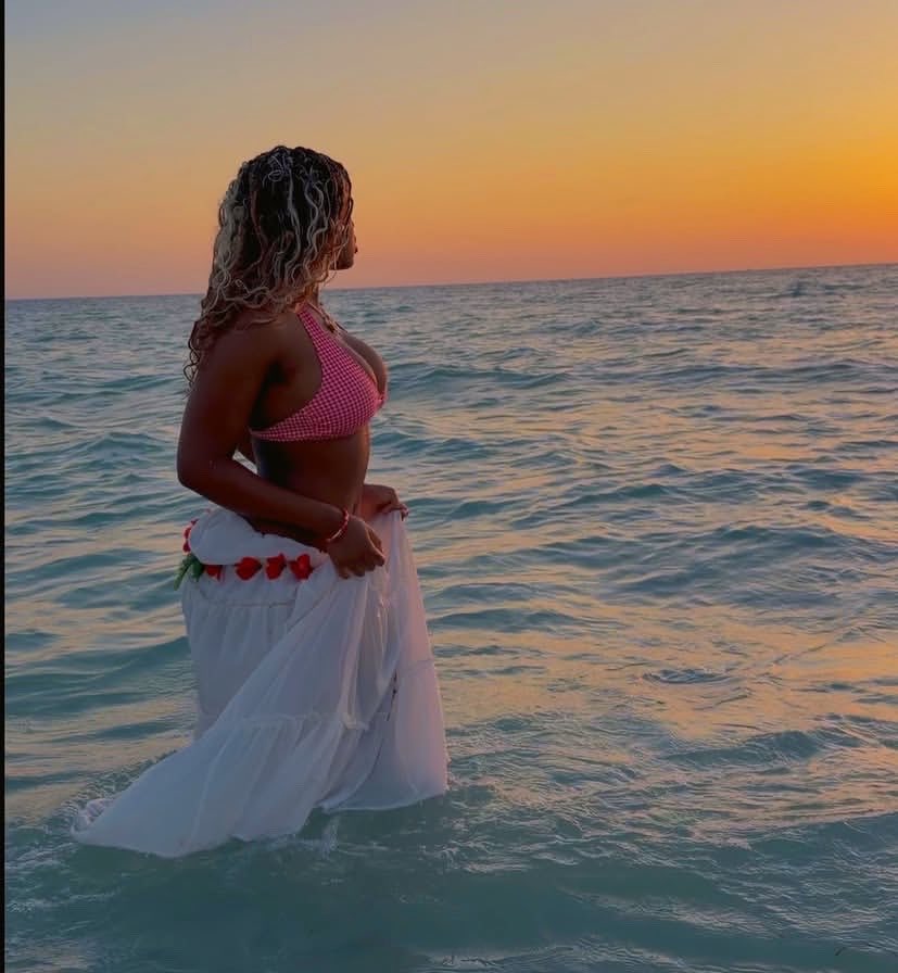 stella008447011's tweet photo. Souvenez vous que jai les plus jolie seins de x 
Vien en dm pour vérifier
Écris Cc en comm 

#guyane #france #celibataire #martinique #guadeloupe #rencontre #polynesie #paris #monaco  #suisse #belgique https://t.co/M4wcOMYzNm