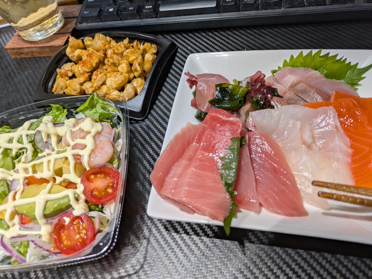 hilanderyp's tweet photo. 食べたいものだけを買った〜💸 https://t.co/kScmpj6zOW