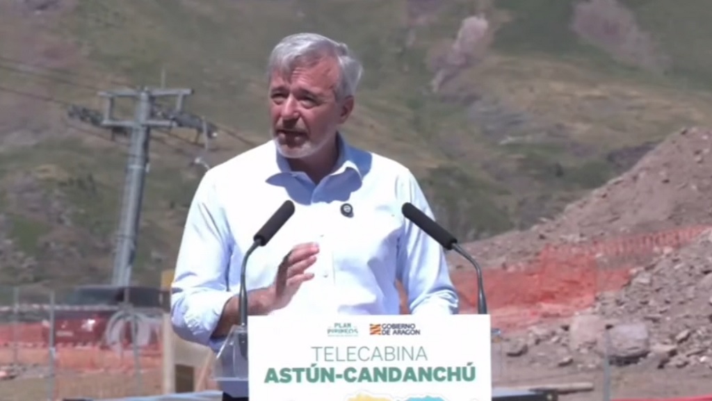 arainfonoticias's tweet photo. En riesgo los 10 millones Next Generation para la telecabina Astún-Candanchú por “manifiesto fraude de ley”

La SAPAP denuncia posibles irregularidades en la gestión del proyecto, plazos vencidos, incumplimiento del principio ambiental de “no causar un perjuicio significativo”, y explica que además la infraestructura está destinada a beneficio de empresas privadas: https://t.co/6vTYDXiTnJ

✍️ Informa Leonor Aquilué