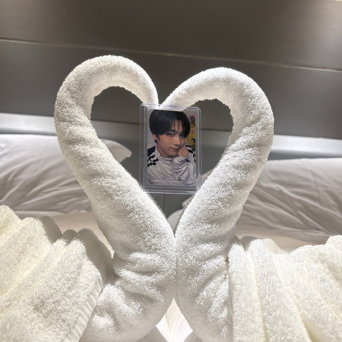42mmm42's tweet photo. お母さん誕生日旅行連れてきてあげたんだけど、ちゃっかりよんたん⸝⸝ʚ̴̶̷̆_ʚ̴̶̷̆⸝⸝✨️✨ https://t.co/Tf8T1rvbA1