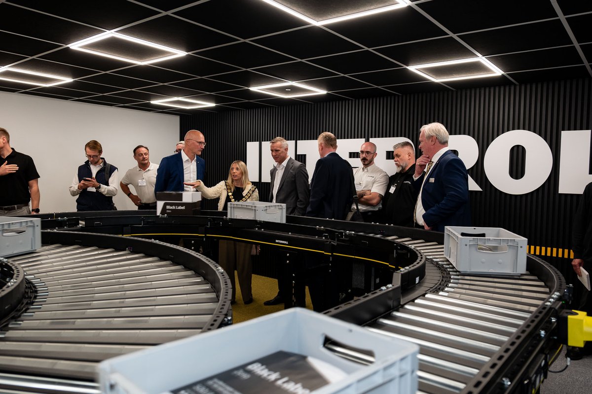 InterrollGroup's tweet photo. A few snapshots from this incredible event at our Customer Experience Center.

👉 Contact our team today to schedule a visit to our Customer Experience Center: https://t.co/BnVOTIZlAG

#Interroll #CustomerExperience https://t.co/BAg09rzUsE