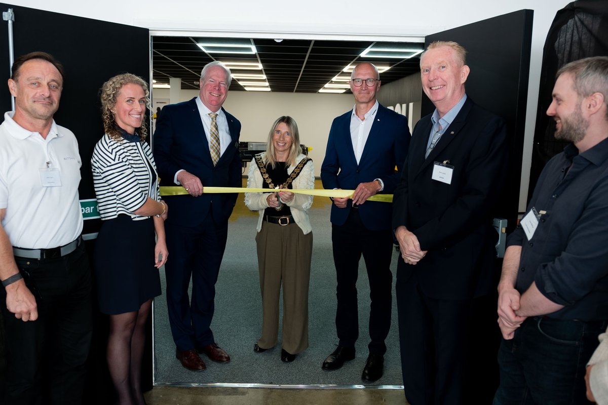InterrollGroup's tweet photo. A few snapshots from this incredible event at our Customer Experience Center.

👉 Contact our team today to schedule a visit to our Customer Experience Center: https://t.co/BnVOTIZlAG

#Interroll #CustomerExperience https://t.co/BAg09rzUsE
