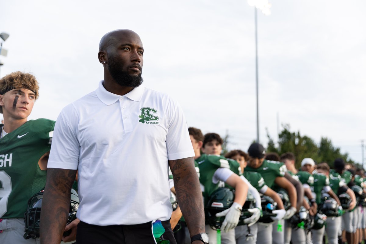 byalexcoffey's tweet photo. Spent a day at Camden Catholic HS, where James Bradberry is now an assistant coach.

He's there for every film session, workout, walk-thru.

The former Eagle has also been providing fantasy football advice (and some life advice) to the kids.

On "Coach JB"
https://t.co/GEr1k4xFth https://t.co/7nYCIlH5OY