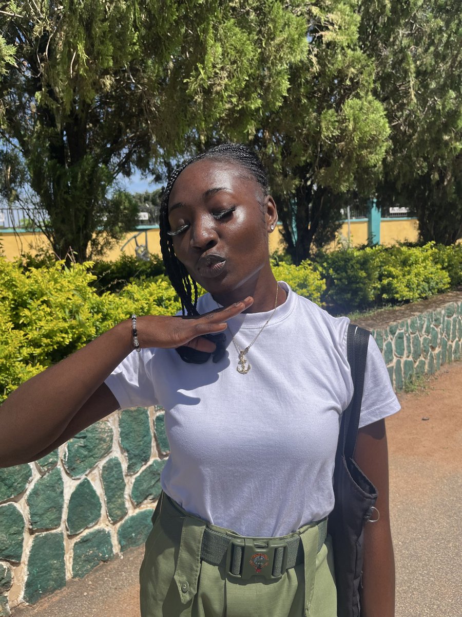 QueenAgbenu's tweet photo. Happy corper wee 🤭 https://t.co/pzk83r8HN8