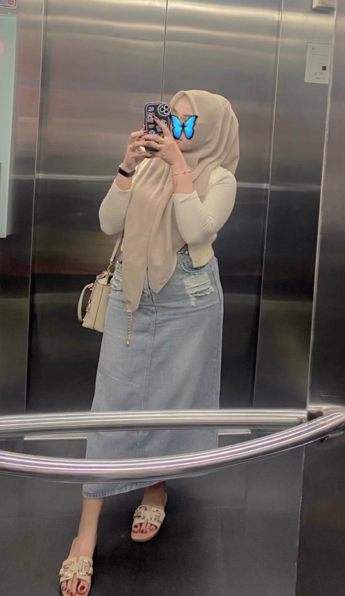 mzirse's tweet photo. Gnitee alll 💓

Ada jadwal kencan sama yani tonighttt ? 🥰

#availsolo  #exposolo https://t.co/JuvVTajDBb
