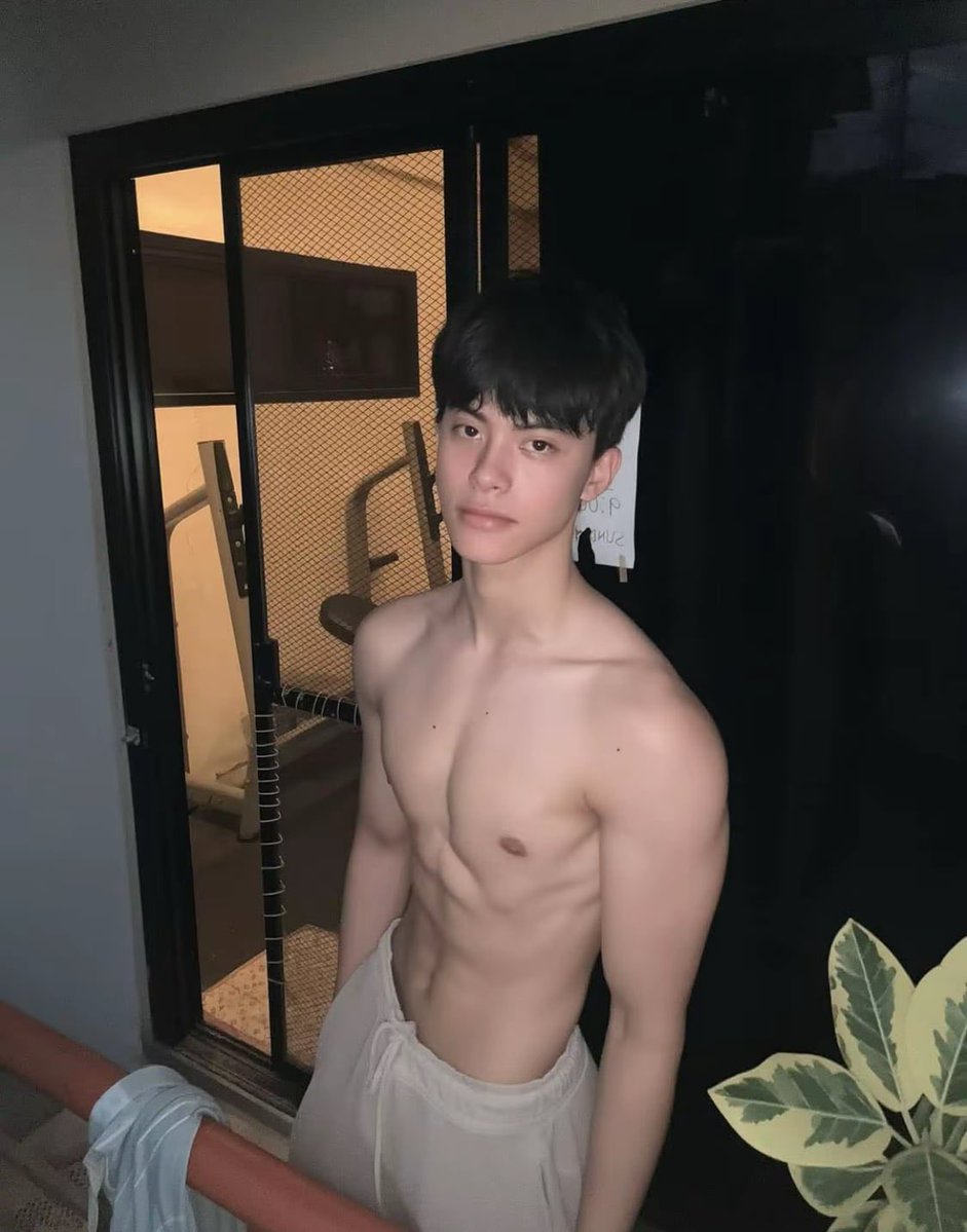 goonverse_'s tweet photo. Marco

This is an EDIT

More here: https://t.co/uabzqgEUJ1 https://t.co/Ugh46EyRyU