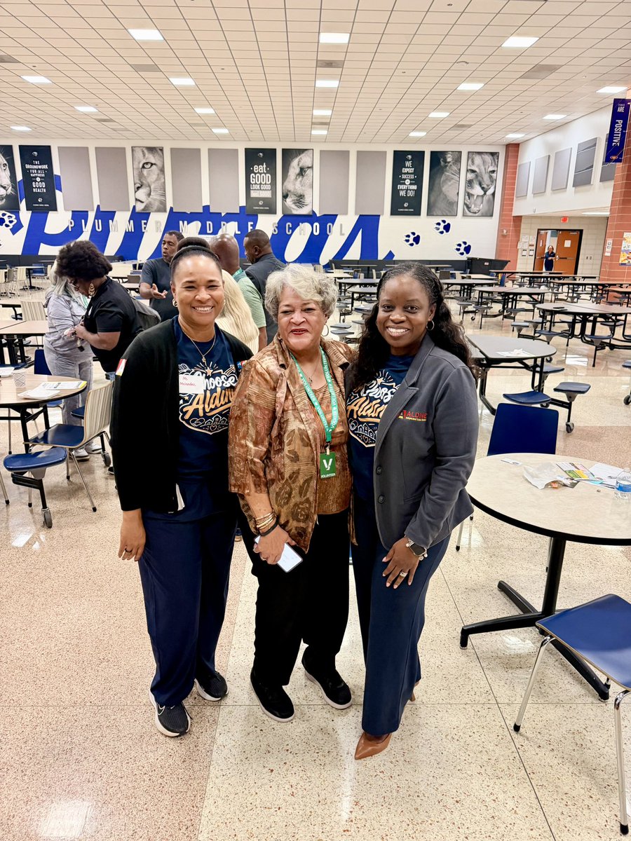 drgoffney's tweet photo. Ended the evening at the Green Oak Park Homeowners Association’s North Houston Community Partnership Summit, bringing together community members, elected officials, and local leaders to talk about the issues that matter most to North Houston.

I especially loved that education had a seat at the table. Strong schools and strong communities go hand in hand, and I’m always grateful for opportunities to listen, share our progress, hear concerns, and strengthen partnerships.

Thank you, Mrs. Lewis and Mrs. Burns, for the invitation and for bringing people together and thank you to everyone who showed up, asked questions, and shared their voice. Community matters, and partnership makes us stronger! #chooseAldine
