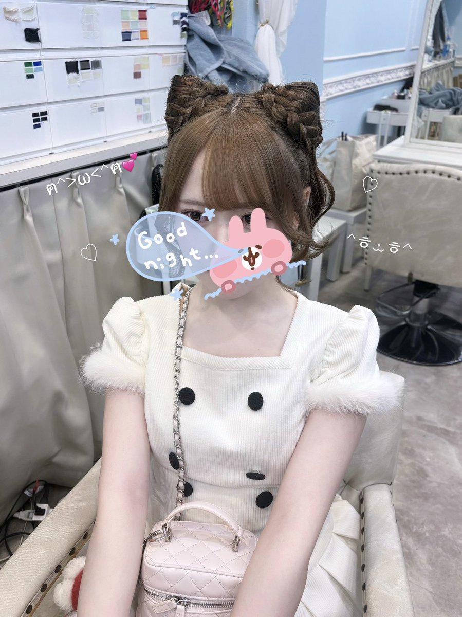 7nyan__0's tweet photo. 瞳ちゃんにどうなってんの！って驚かれたマリーちゃんヘア= ^−⩊−^=💞💭
会いに行くたびにヘアメしてる気がする🎶 https://t.co/YIUPAinOn6