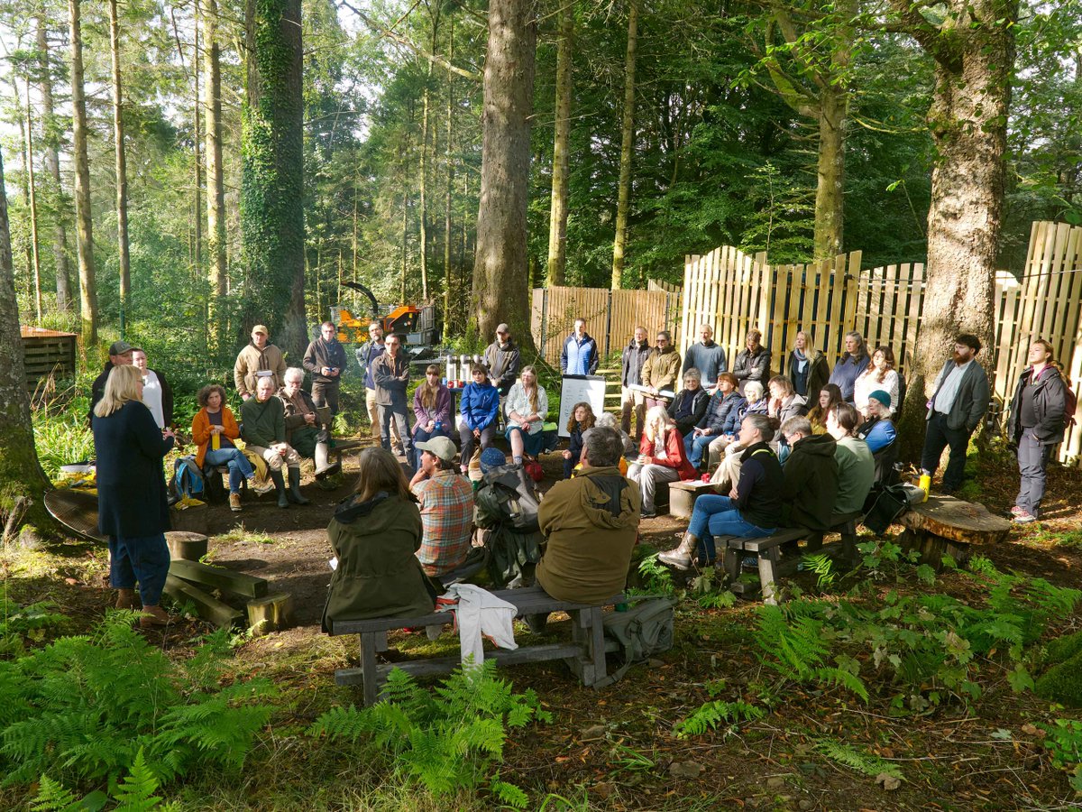 ACTinArgyll's tweet photo. We were delighted to welcome Jenni Minto MSP, Scotland's Rainforest Champion, to the Hub for Argyll Rainforest Network Day. She later commended @ASRainforest and our West Cowal Recording project in Parliament 🌳
Watch the debate here: https://t.co/lHofRCeoH0
#ScotlandsRainforest https://t.co/PCR7mDTzVA