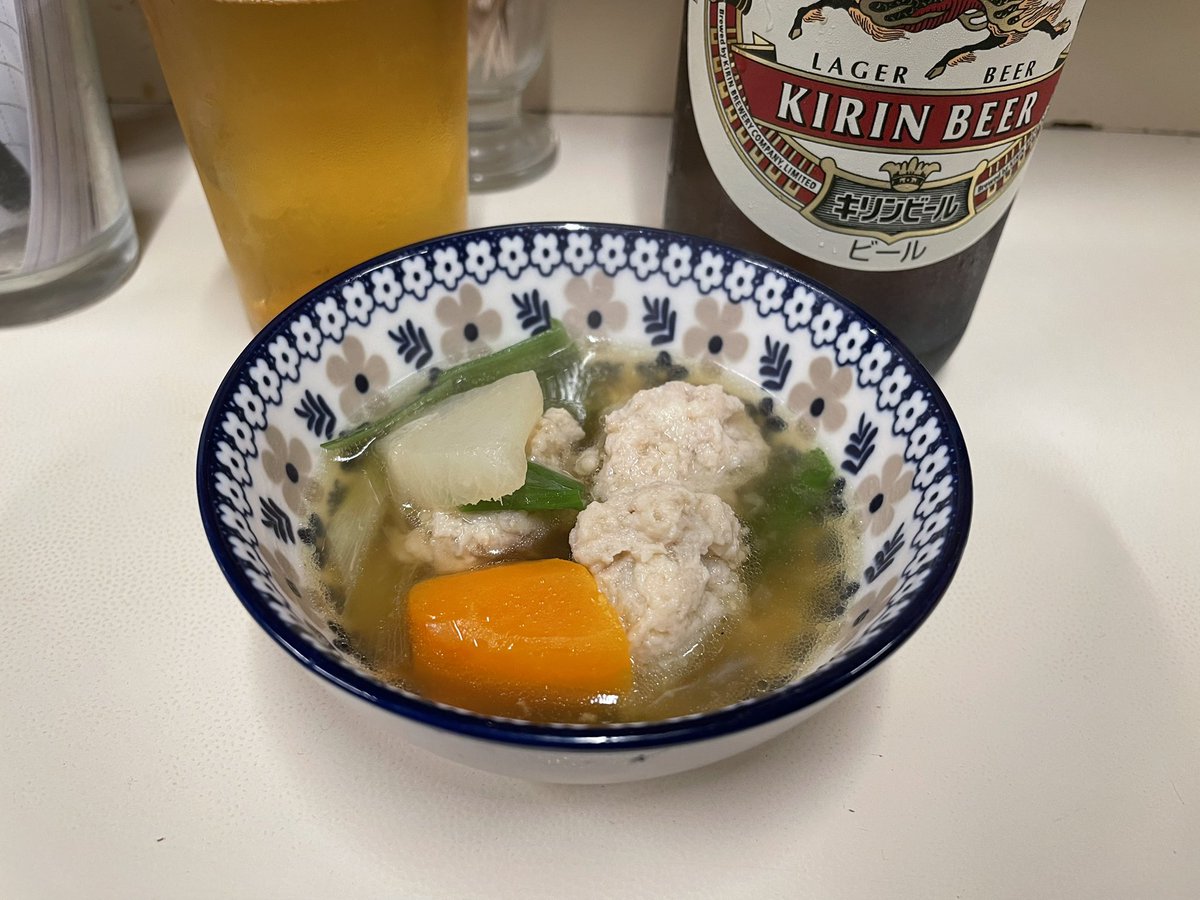 sato_708's tweet photo. 八王子ウイスキーストリート、設営お疲れ様でした！
明日に向けて独り前夜祭。
まずは広小路さんから。 https://t.co/C41jvMFLBe